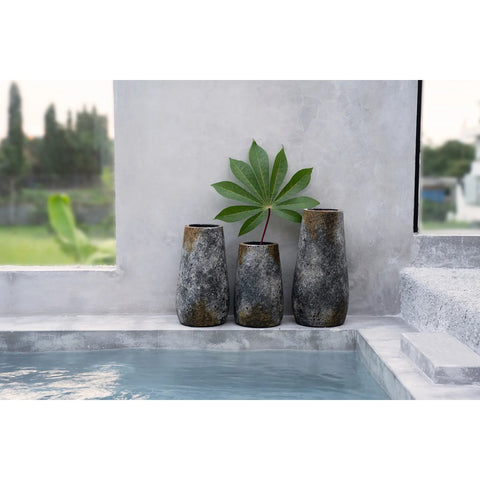 The Spooky Vase - Antique Grey - S