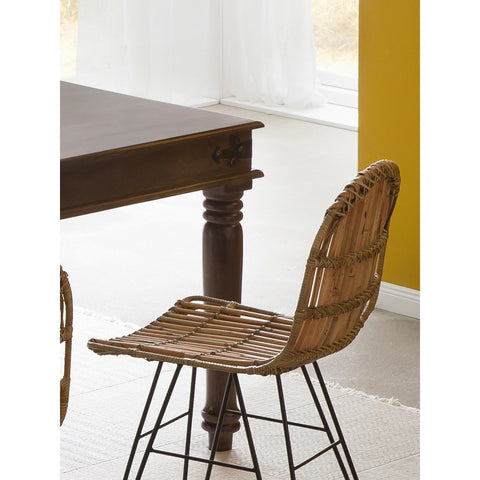 Evident Chair