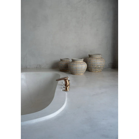 The Belly Vase - Concrete Natural - M