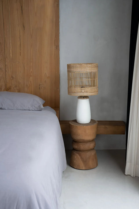 The Kiska Table Lamp - White Natural